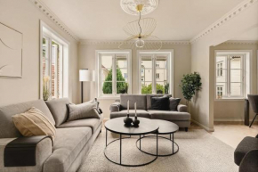 Villa Rosé I 1890 - 2024 Reno I 15 min to Bryggen